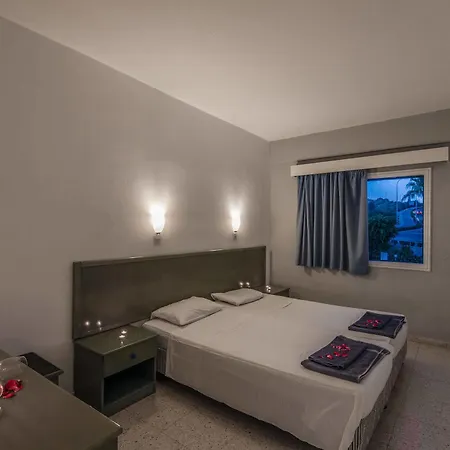 Cordelia Aparthotel 2*