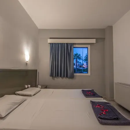 Aparthotel Cordelia 2*